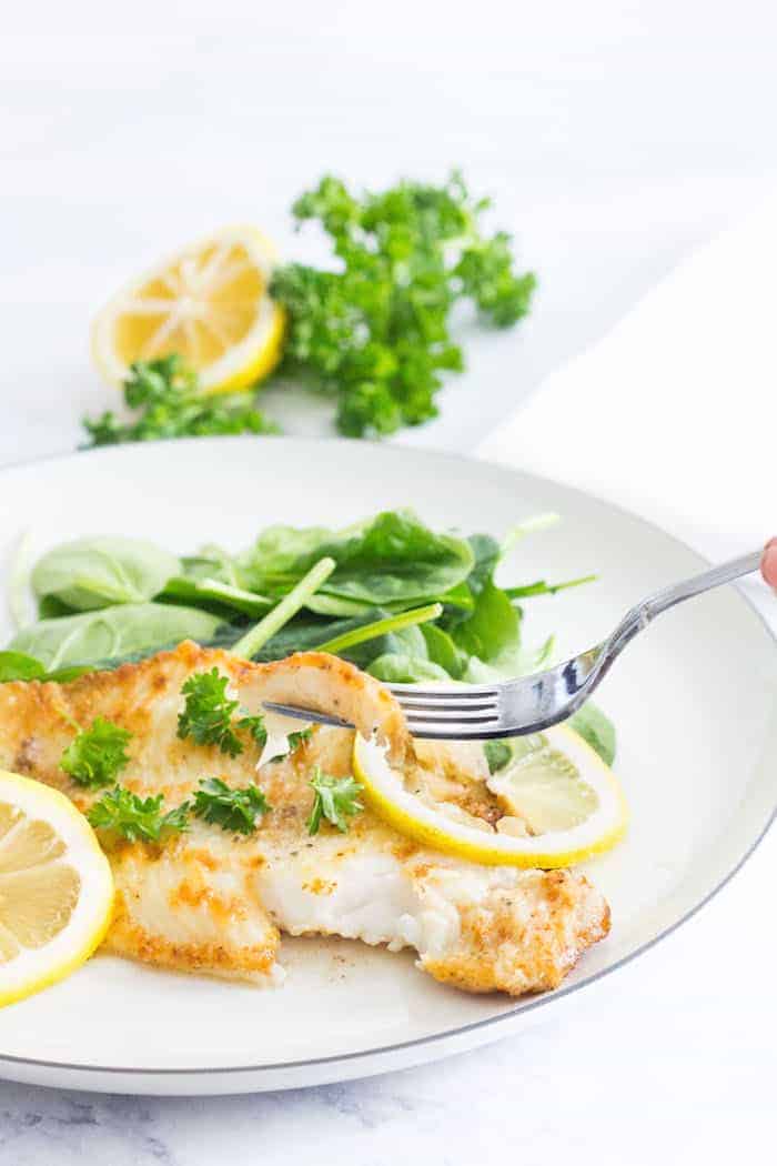 Sole Meunière: Fish pan-fried in a lemon-butter sauce. 10 minute meal! Recipe via MonPetitFour.com