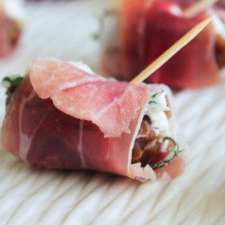 cheese stuffed dates with prosciutto