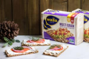 Smoked Salmon Tartines: the perfect Holiday appetizer! Recipe via MonPetitFour.com