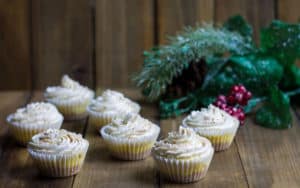 Eggnog Cream Tarts: bite-size and perfect for your holiday party! Recipe via MonPetitFour.com