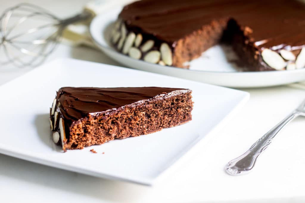 Reine de Saba (Julia Child's Chocolate and Almond Cake). Rich, simple, and perfectly chocolate-y! Recipe via MonPetitFour.com