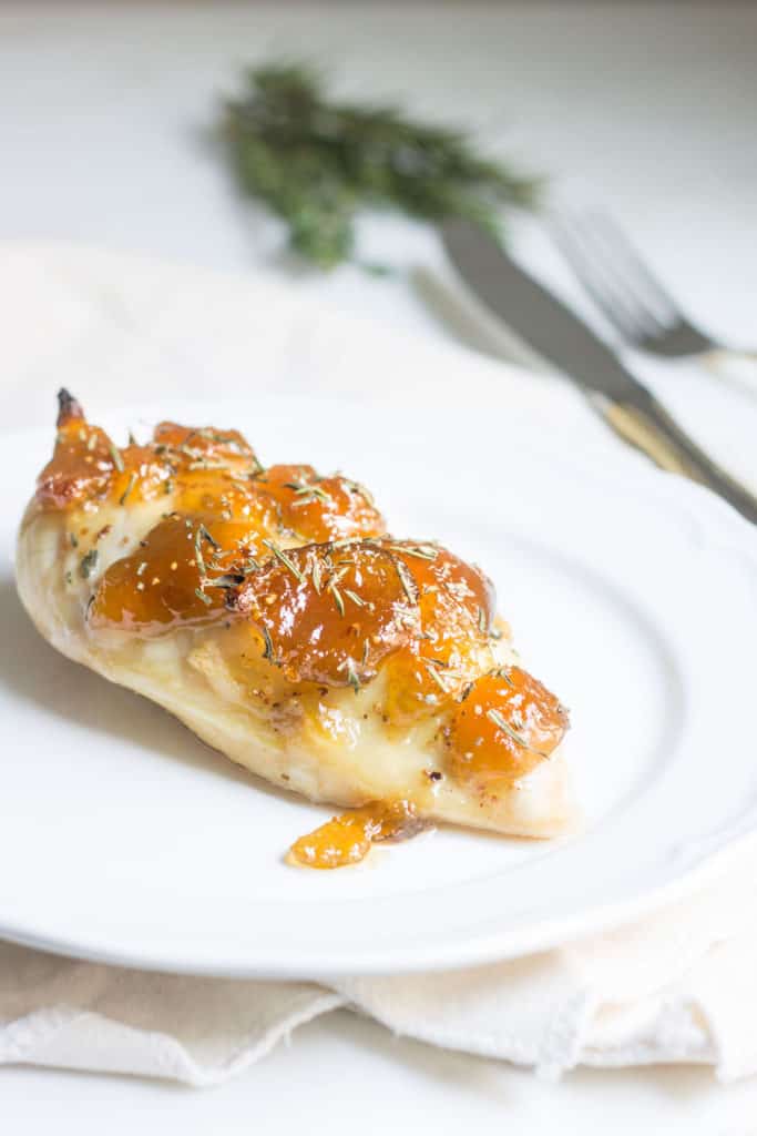 Easy Baked Chicken with Fig Preserves. A 30-minute dinner that's beautiful and delicious! Recipe via MonPetitFour.com
