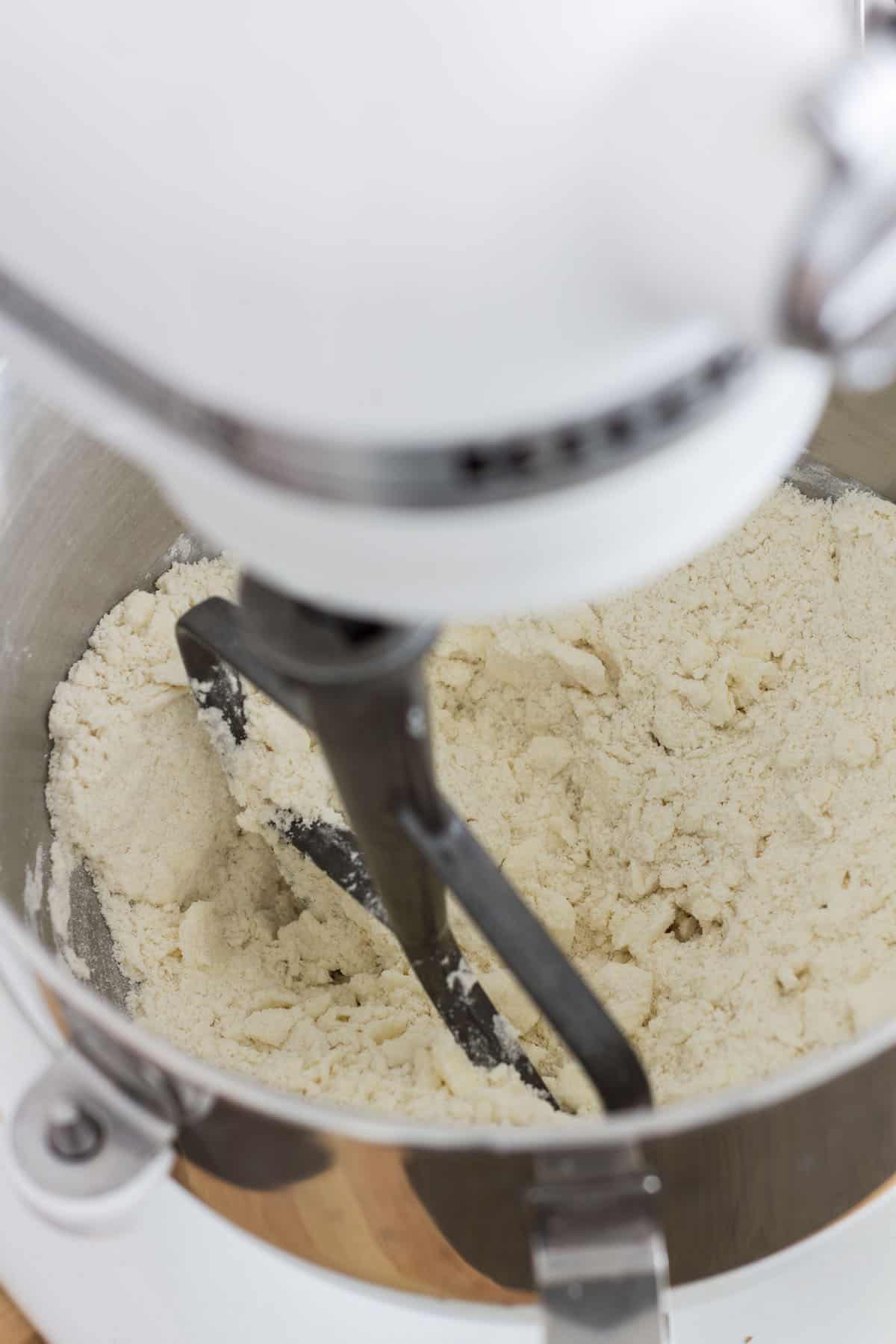 Homemade Pie Crust Recipe: a easy, go-to pie crust made with all butter. Recipe via MonPetitFour.com