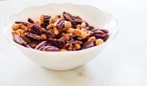 Rosemary Spiced Nuts: a recipe for slightly spiced, sweet and roasted cocktail nuts. French recipes via MonPetitFour.com