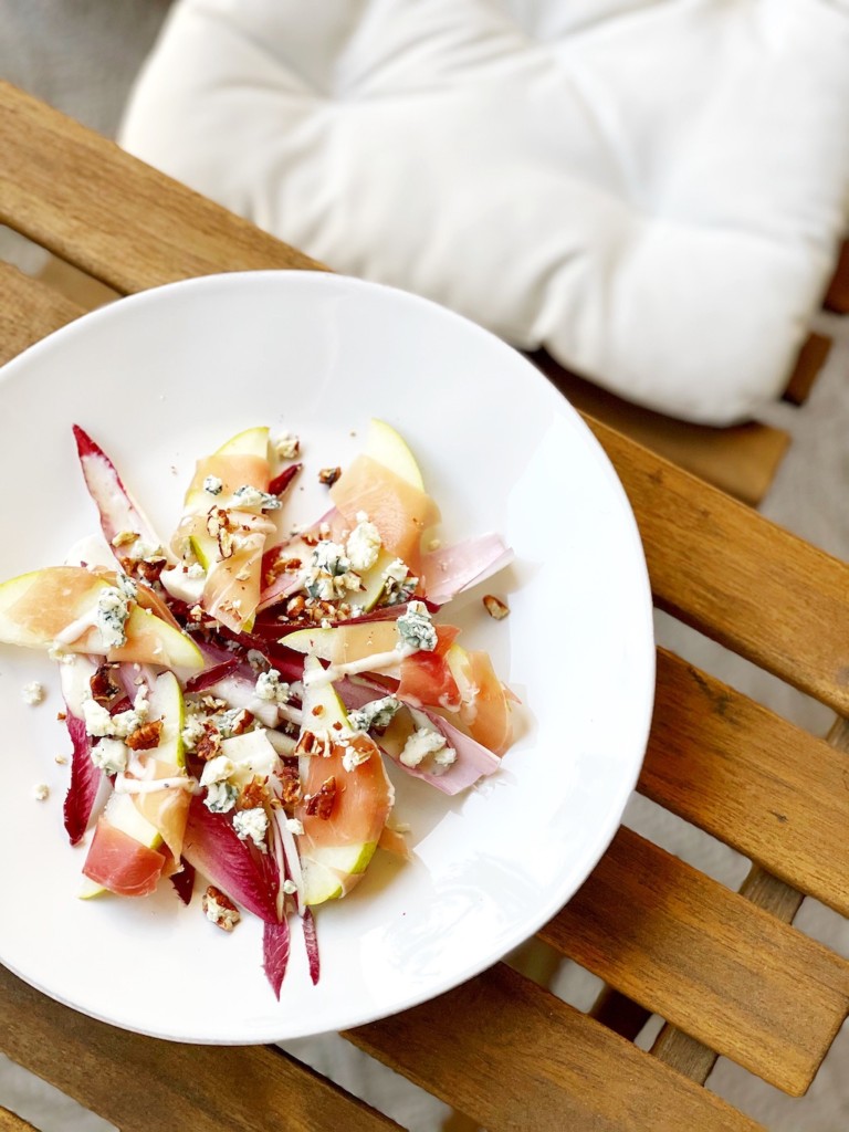 endive salad with pears blue cheese and nuts