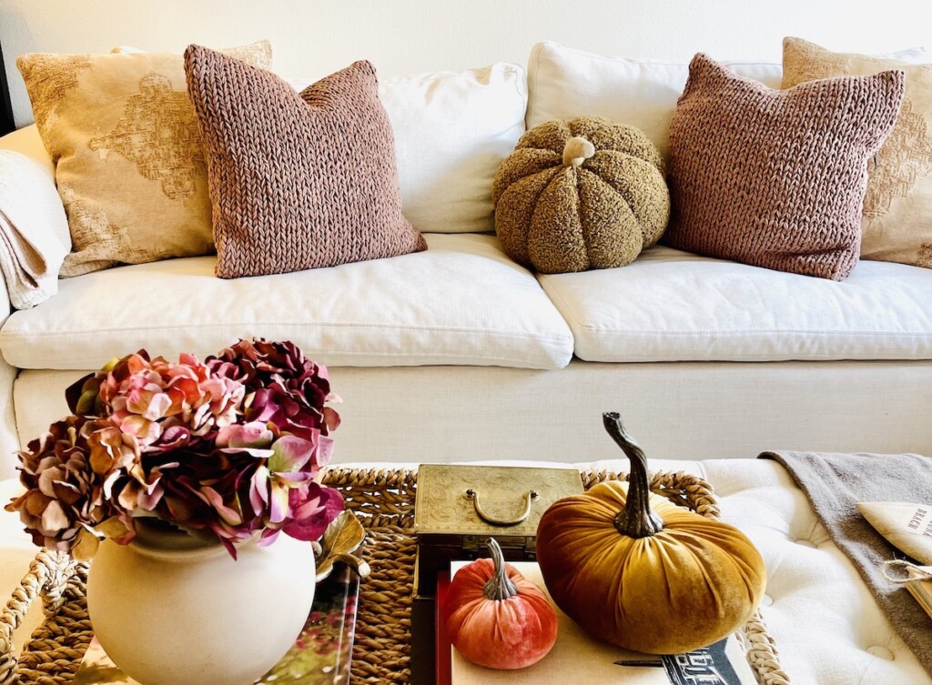 cozy fall decor with pumpkins