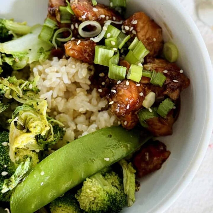 salmon bowl recipe up close view