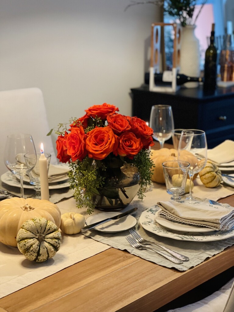 thanksgiving table flowers and candles
