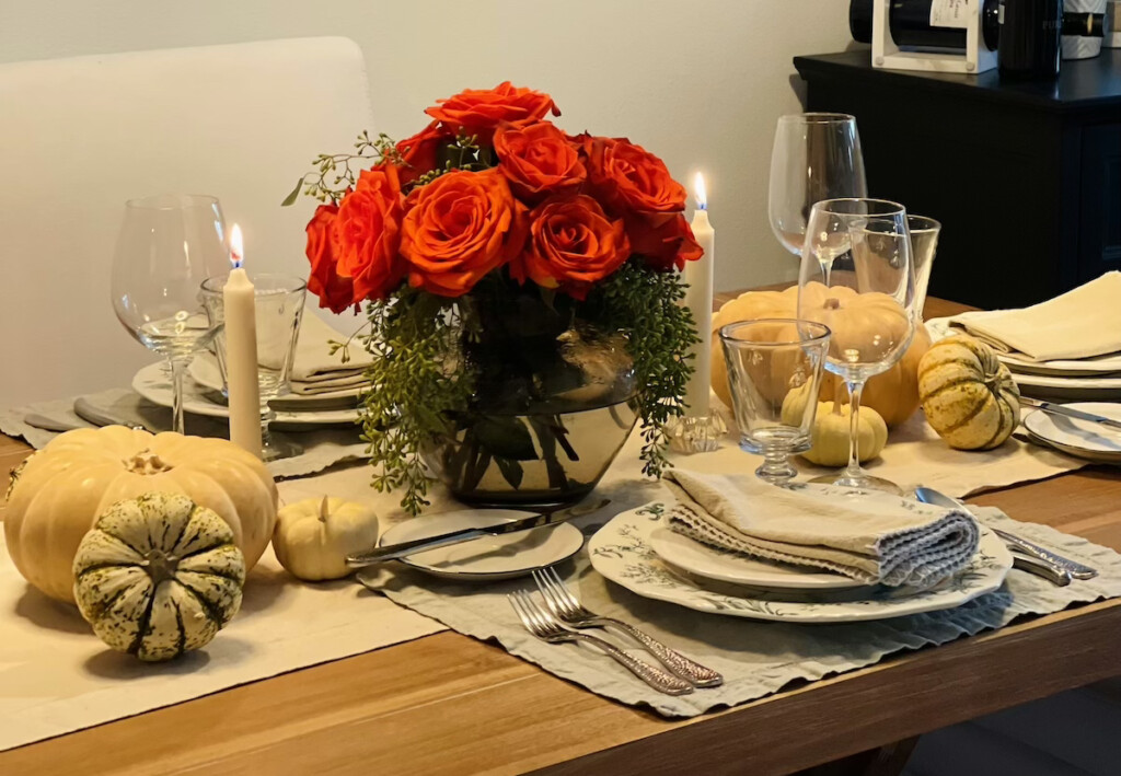 How to Set a Table for Thanksgiving à la française featured image