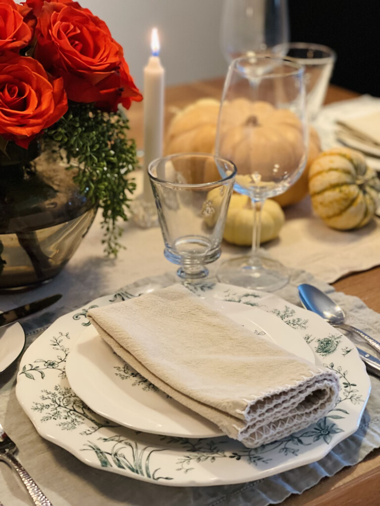 thanksgiving table linens