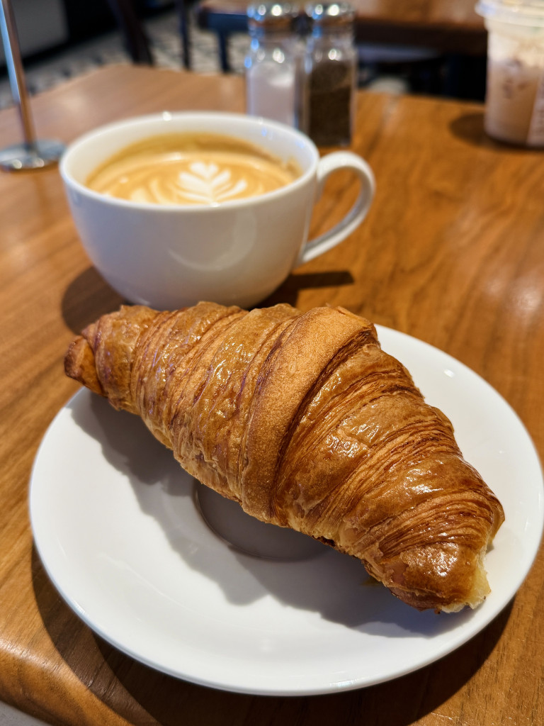 how to live like a french woman croissant and coffee