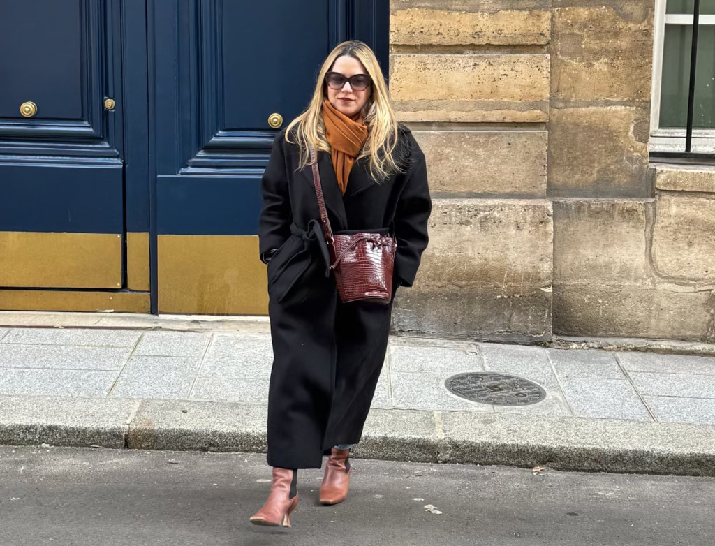 how to live like a french woman featured image